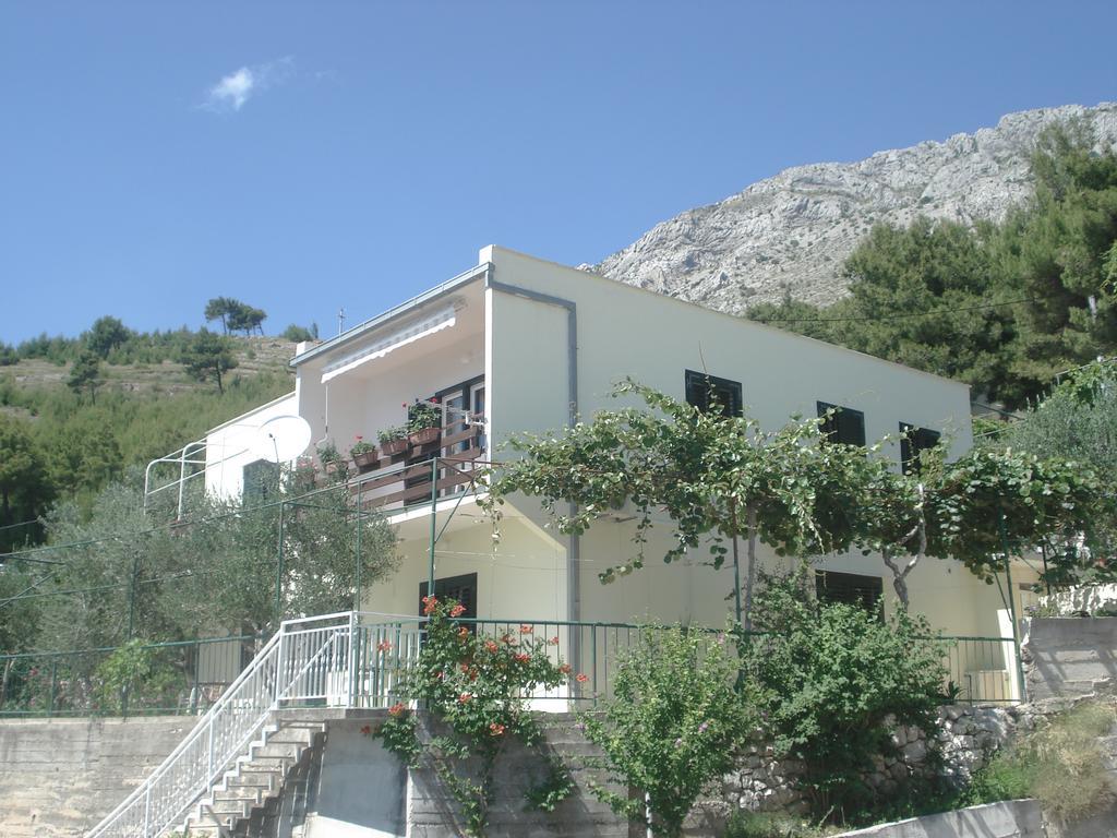 Apartments Smiljana Омиш Экстерьер фото
