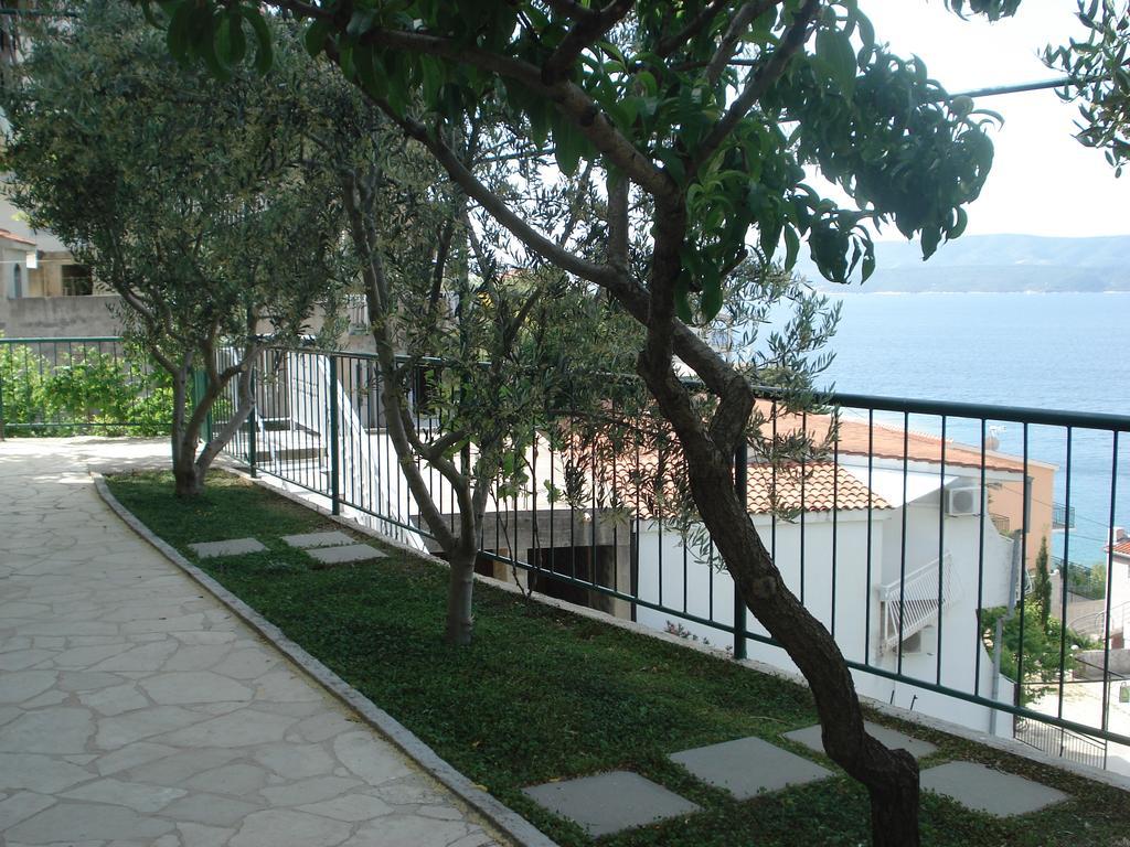 Apartments Smiljana Омиш Экстерьер фото